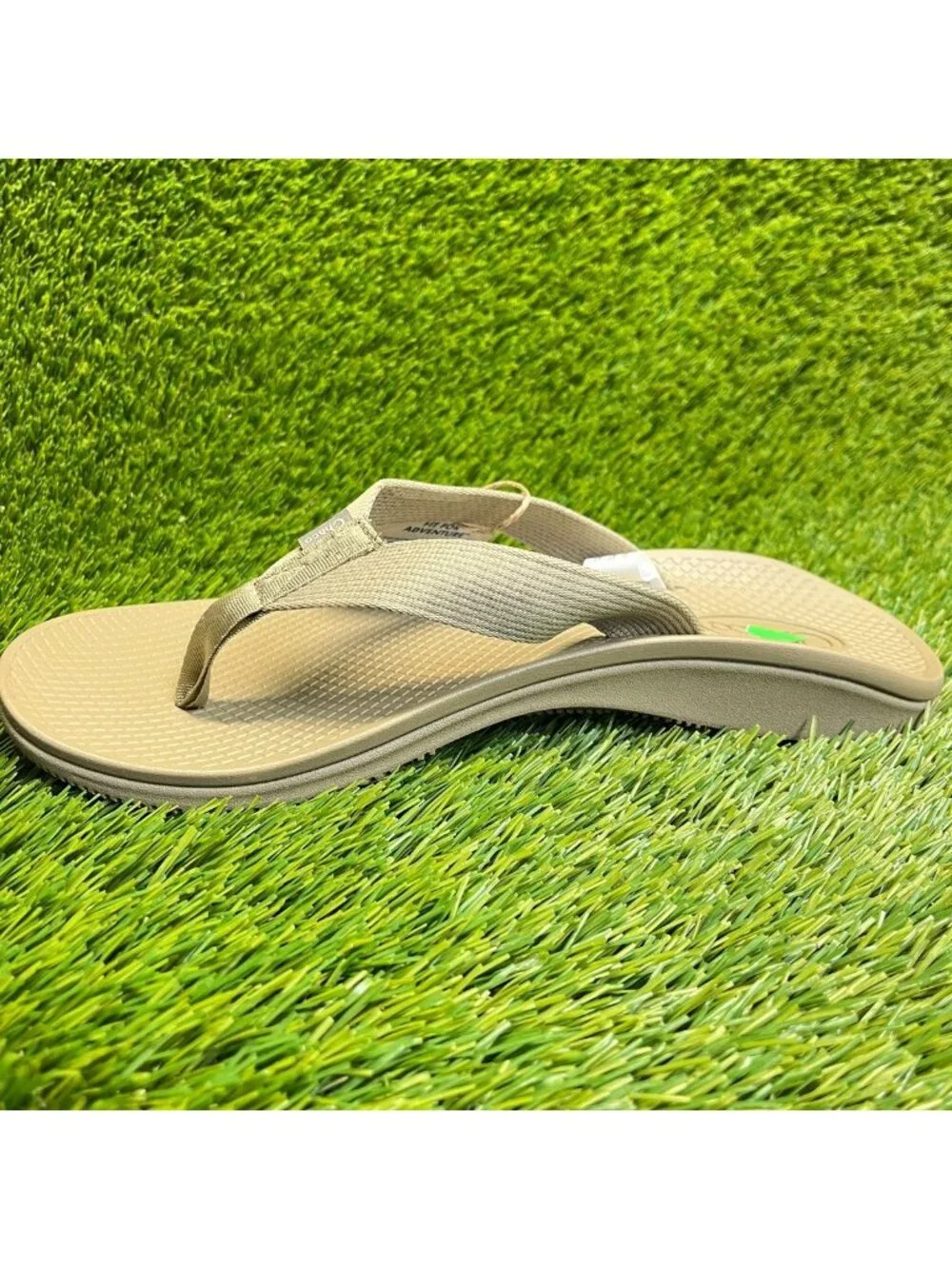 Chaco Classic Flip Flop Mens Size 10 Khaki Tan Beach Outdoor Thong Sandals